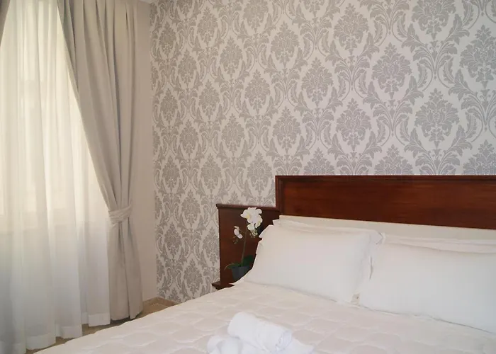 Esposizione Boutique 3*
